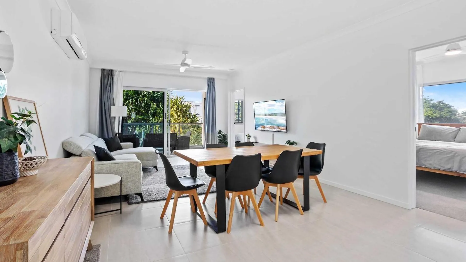 Relax In Luxury At Sunrise Cove Daire Gold Coast Avustralya