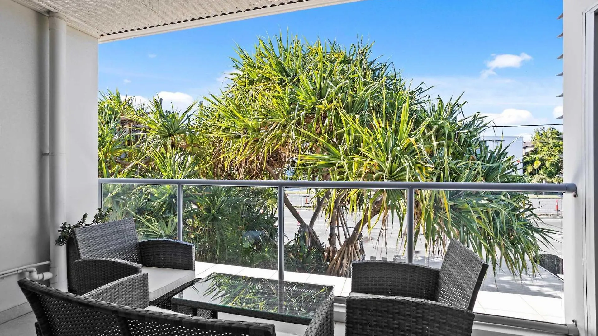 Relax In Luxury At Sunrise Cove Daire Gold Coast
